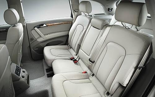 2010 Audi Q7 4.2 Prestige quattro Rear Interior