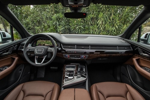 2018 Audi Q7 3.0T Prestige quattro 4dr SUV Dashboard Shown