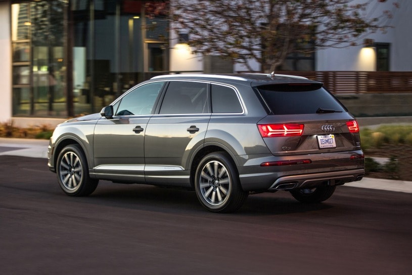 2018 Audi Q7 Pictures 333 Photos Edmunds