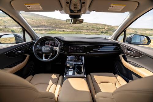 2026 Audi Q7 Premium Plus 4dr SUV Dashboard