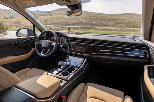 2026 Audi Q7 Premium Plus 4dr SUV Dashboard