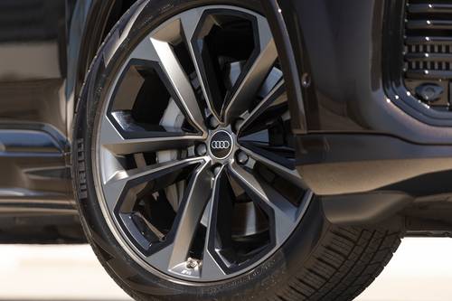 2026 Audi Q7 Premium Plus 4dr SUV Exterior Detail