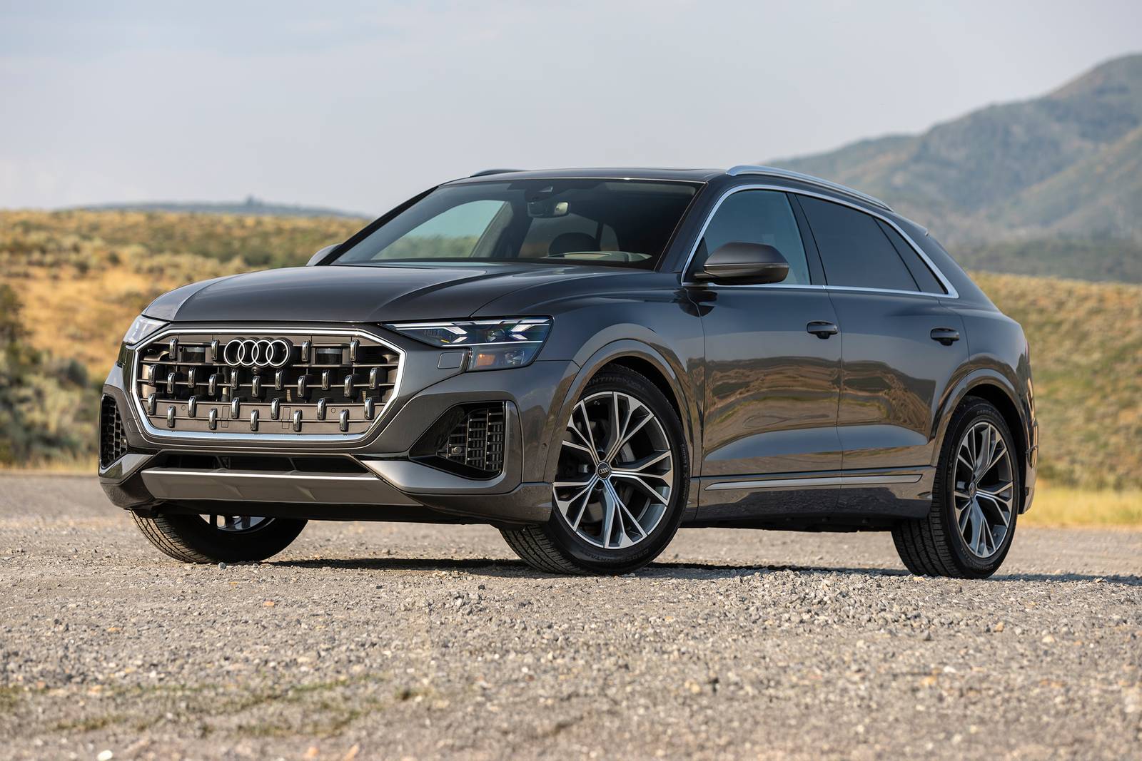 Hybrid audi q8 discount