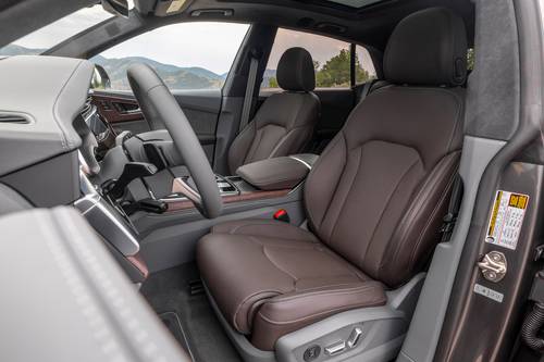 2025 audi q8 prestige
