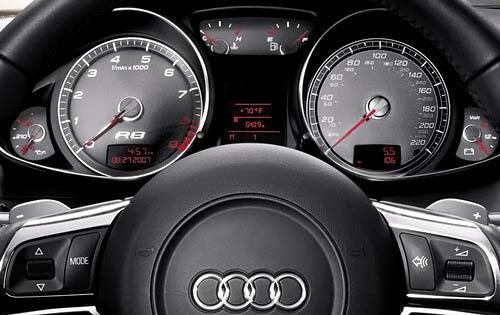 2010 Audi R8 quattro Instrument Cluster