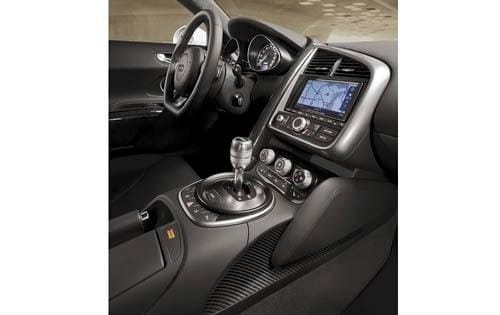 2010 Audi R8 5.2 quattro Interior