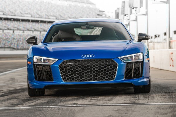 The 2018 Audi R8 The 2018 Audi R8