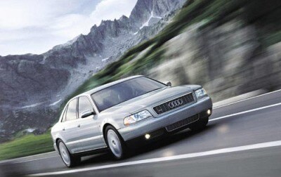 2002 Audi S8
