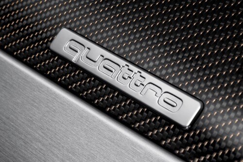 2017 Audi S8 plus quattro Sedan Interior Detail