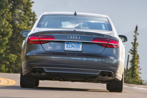 2017 Audi S8 plus quattro Sedan Exterior
