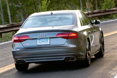 2017 Audi S8 plus quattro Sedan Exterior