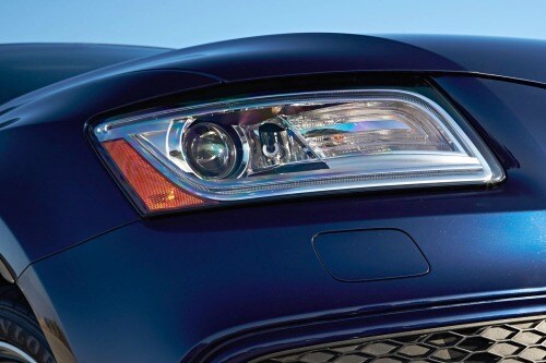 2016 Audi SQ5 3.0T Prestige quattro 4dr SUV Exterior Headlamp Detail