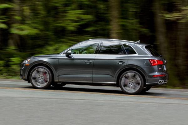 2019 Audi Sq 5 Vs Porsche Macan