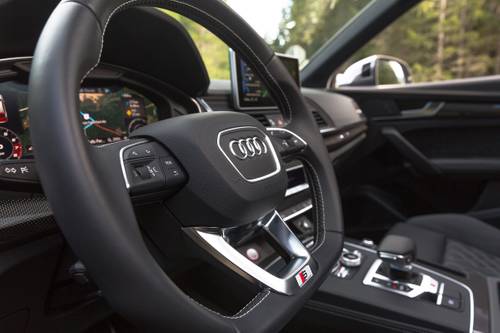 2020 Audi SQ5 Premium Plus TFSI quattro 4dr SUV Steering Wheel Detail