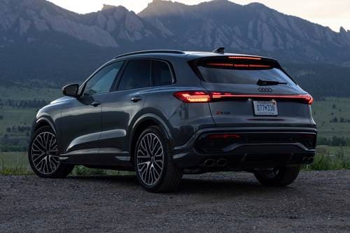 2025 Audi SQ5 Prestige 4dr SUV Exterior Shown