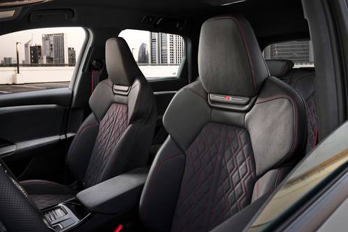 2025 Audi SQ6 e-tron Prestige 4dr SUV Interior Detail