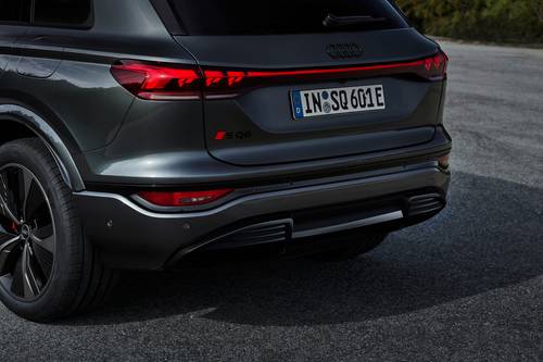 2025 Audi SQ6 e-tron Prestige 4dr SUV Exterior Detail