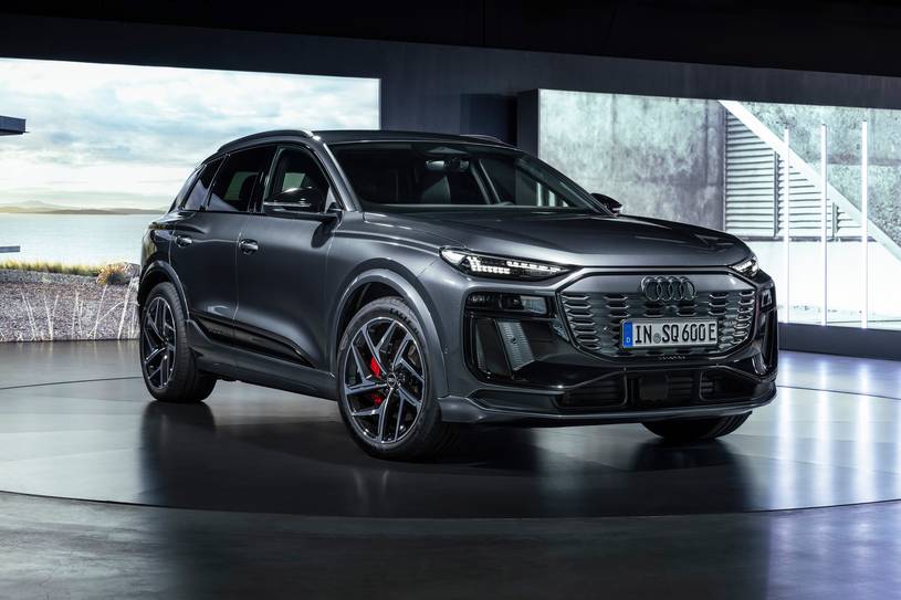 2025 Audi SQ6 e-tron Prestige 4dr SUV Exterior Shown