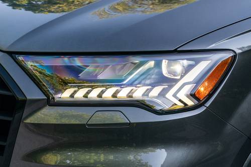 Audi SQ7 Prestige TFSI quattro 4dr SUV Headlamp Detail