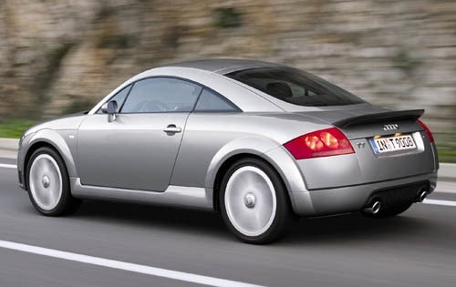2004 Audi TT 250hp quattro AWD 2dr Coupe