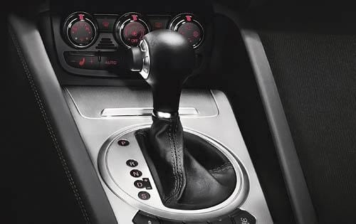 2009 Audi TT 3.2 quattro Center Console