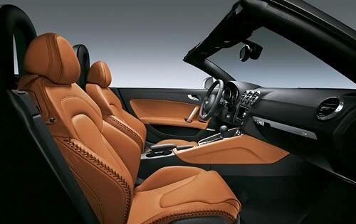 2009 Audi TT 3.2 quattro Interior