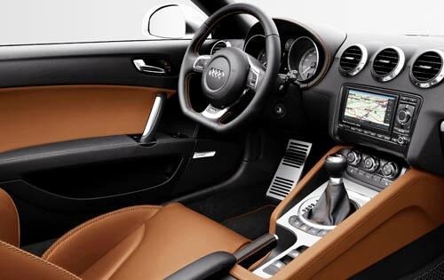 2011 Audi TTS quattro Interior