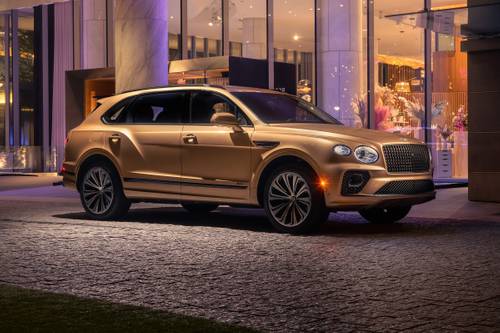 2023 Bentley Bentayga EWB Azure V8 4dr SUV Exterior