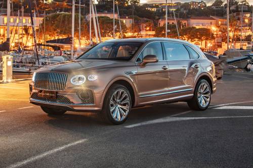 2023 Bentley Bentayga EWB Azure V8 4dr SUV Exterior Shown