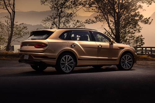 2023 Bentley Bentayga EWB Azure V8 4dr SUV Exterior Shown