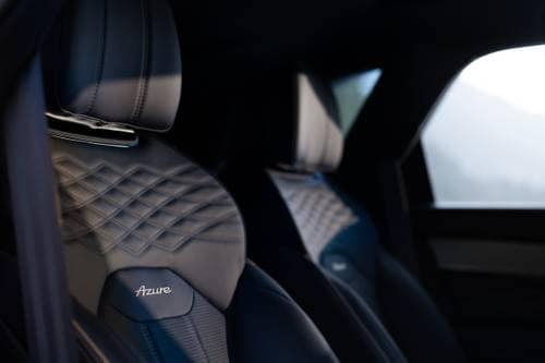 2024 Bentley Bentayga EWB Azure V8 4dr SUV Interior Detail