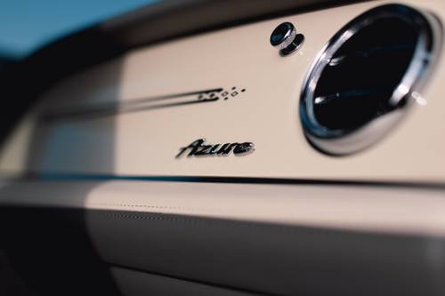 2024 Bentley Bentayga EWB Azure V8 4dr SUV Interior Detail