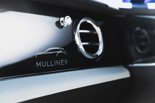 2024 Bentley Bentayga EWB Mulliner V8 4dr SUV Interior Detail