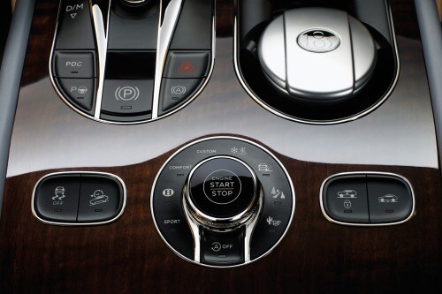 2017 Bentley Bentayga 4dr SUV Interior Detail