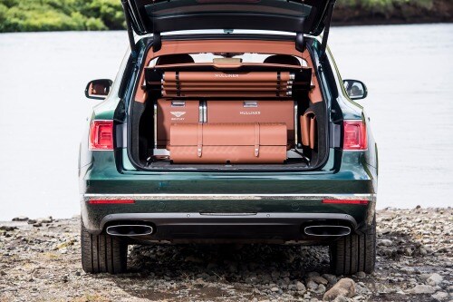 2018 Bentley Bentayga Mulliner 4dr SUV Cargo Area