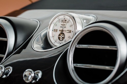 2018 Bentley Bentayga W12 (Signature) 4dr SUV Interior Detail