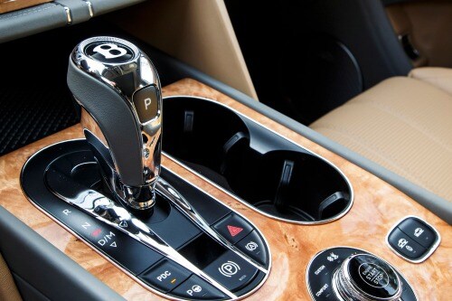 2018 Bentley Bentayga W12 (Signature) 4dr SUV Shifter
