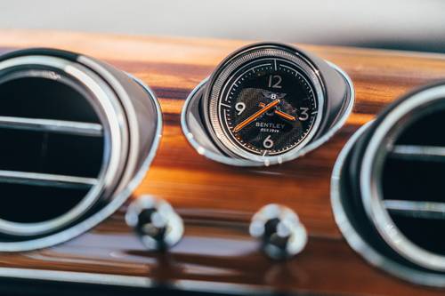 2020 Bentley Bentayga Hybrid 4dr SUV Interior Detail