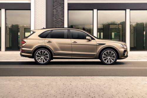 2021 Bentley Bentayga Hybrid 4dr SUV Profile