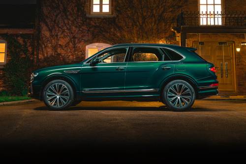 2021 Bentley Bentayga Hybrid 4dr SUV Profile