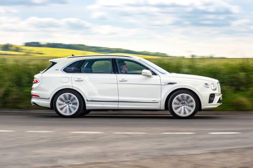 2021 Bentley Bentayga Hybrid 4dr SUV Profile