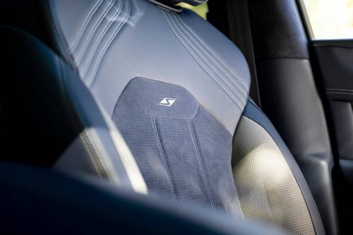 2023 Bentley Bentayga S V8 4dr SUV Interior Detail