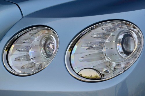 2017 Bentley Flying Spur W12 Sedan Headlamp Detail