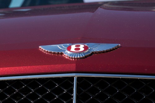 2018 Bentley Flying Spur V8 S Sedan Front Badge