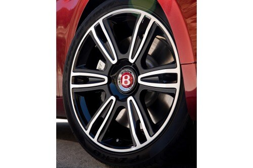 2018 Bentley Flying Spur V8 S Sedan Wheel