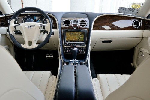 2018 Bentley Flying Spur W12 Sedan Dashboard
