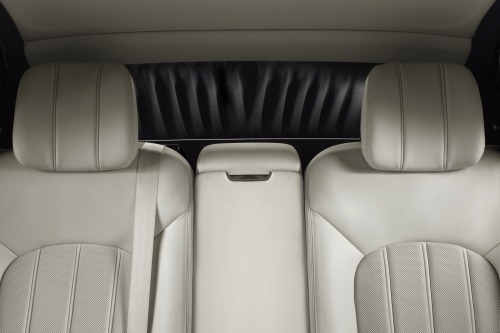 2013 Bentley Mulsanne Sedan Rear Curtain Detail