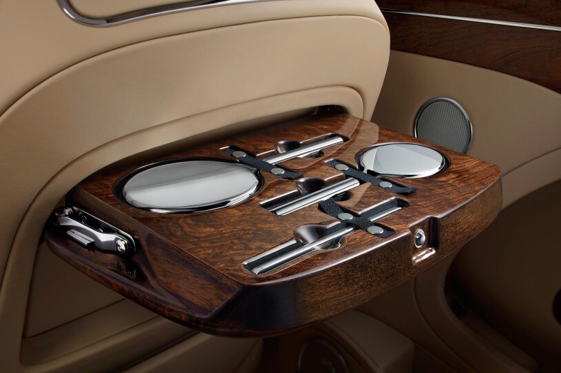 2016 Bentley Mulsanne Sedan Interior Detail