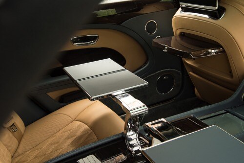 2017 Bentley Mulsanne Extended Wheelbase Sedan Interior Detail