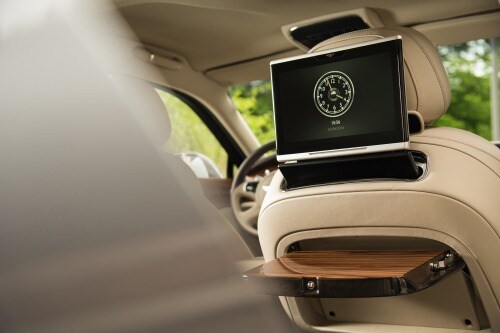 2017 Bentley Mulsanne Extended Wheelbase Sedan Interior Detail